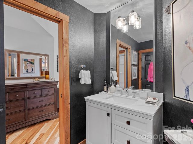 135 Club House Drive 5A, Burnsville, NC 28714