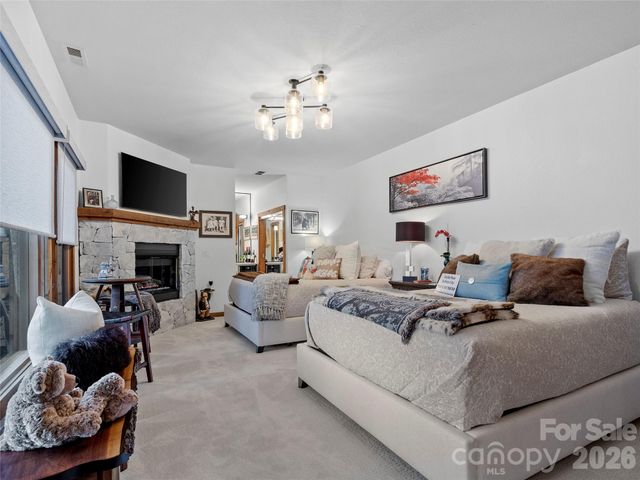 135 Club House Drive 5A, Burnsville, NC 28714