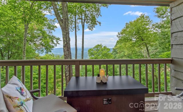 135 Club House Drive 5A, Burnsville, NC 28714