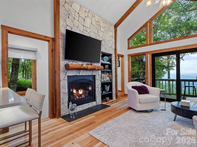 135 Club House Drive 5A, Burnsville, NC 28714