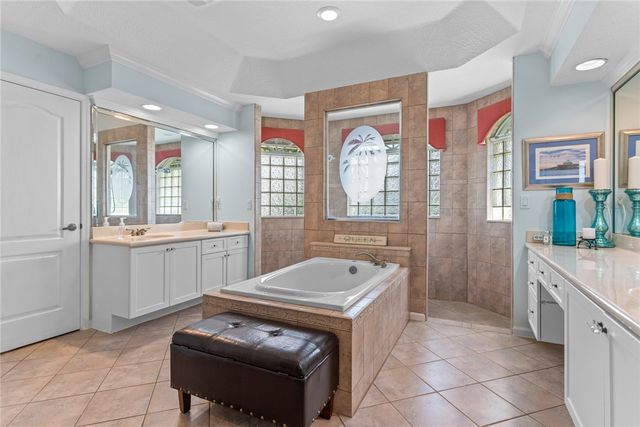 2190 4th Lane SW, Vero Beach, FL 32962