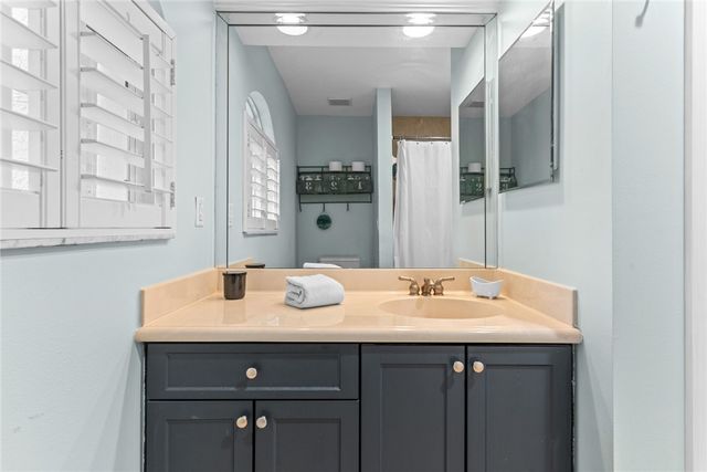 2190 4th Lane SW, Vero Beach, FL 32962