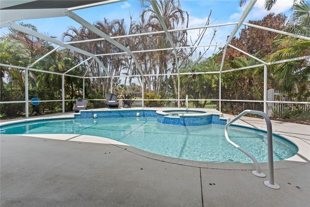 2190 4th Lane SW, Vero Beach, FL 32962