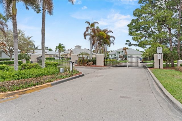 2190 4th Lane SW, Vero Beach, FL 32962