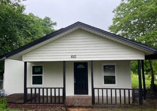 610 S Spears Street, Alvarado, TX 76009