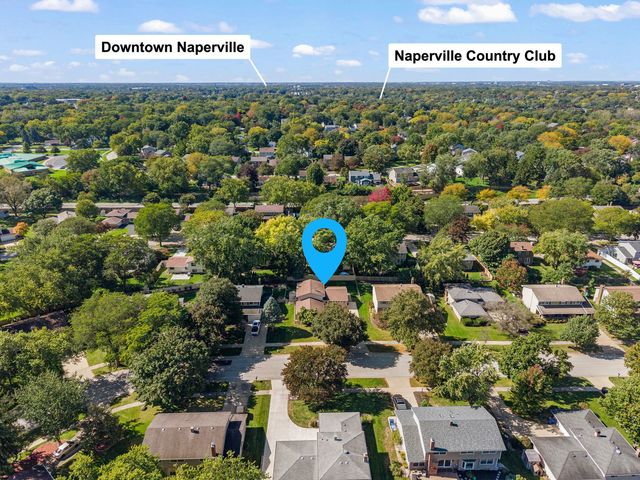 6S174 LAKEWOOD Drive, Naperville, IL 60540