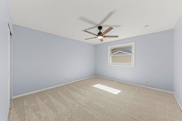 6S174 LAKEWOOD Drive, Naperville, IL 60540