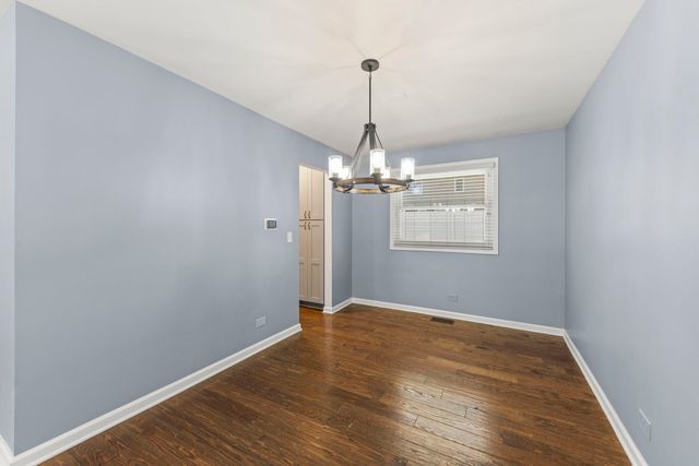 6S174 LAKEWOOD Drive, Naperville, IL 60540