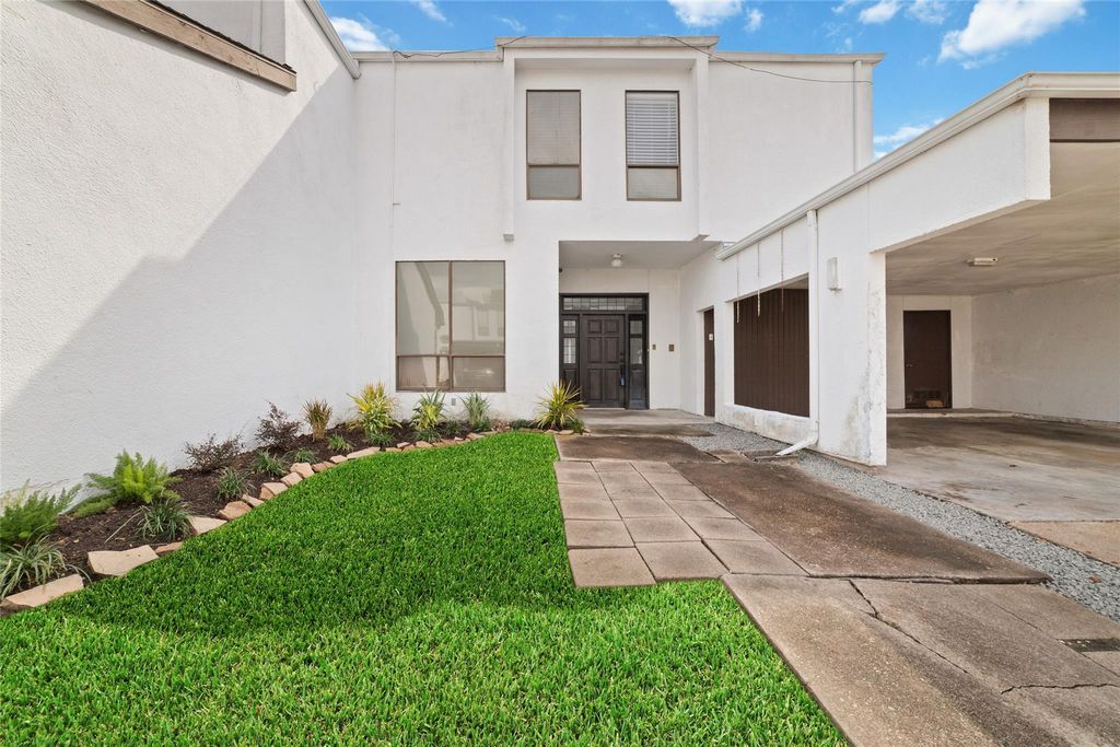 7655 S Braeswood Boulevard 5, Houston, TX 77071