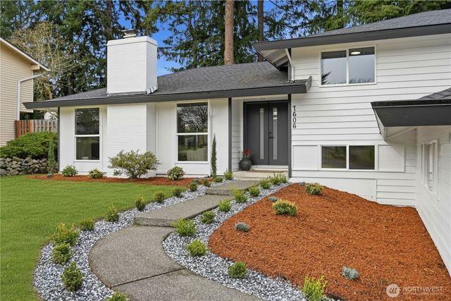 7606 91st Avenue SW, Lakewood, WA 98498