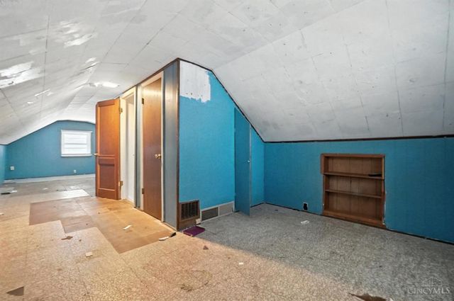 969 Glenna Drive, Cincinnati, OH 45238