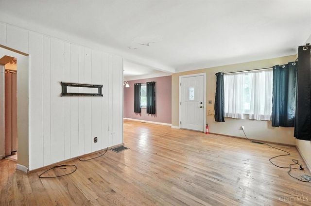 969 Glenna Drive, Cincinnati, OH 45238