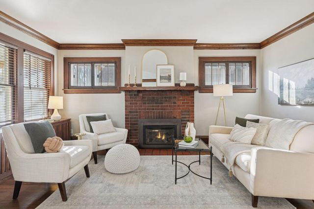 1717 Berkeley Avenue, Saint Paul, MN 55105