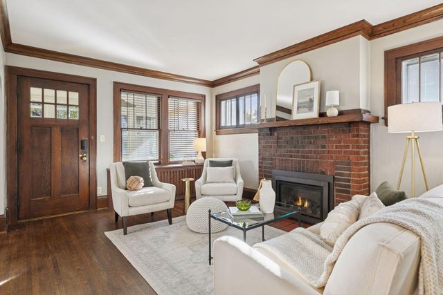 1717 Berkeley Avenue, Saint Paul, MN 55105