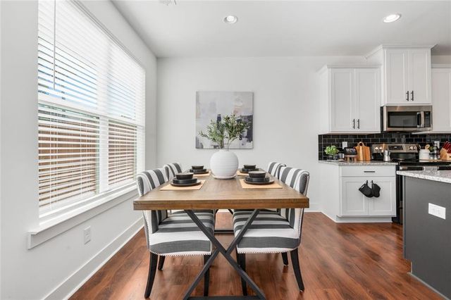 7624 Squire Court, Fairburn, GA 30213