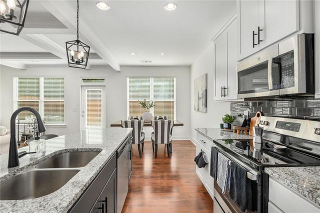 7624 Squire Court, Fairburn, GA 30213