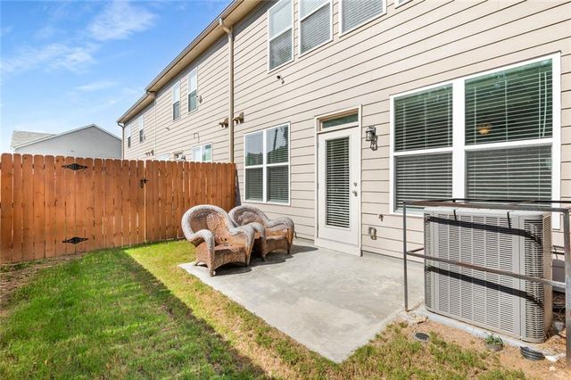 7624 Squire Court, Fairburn, GA 30213