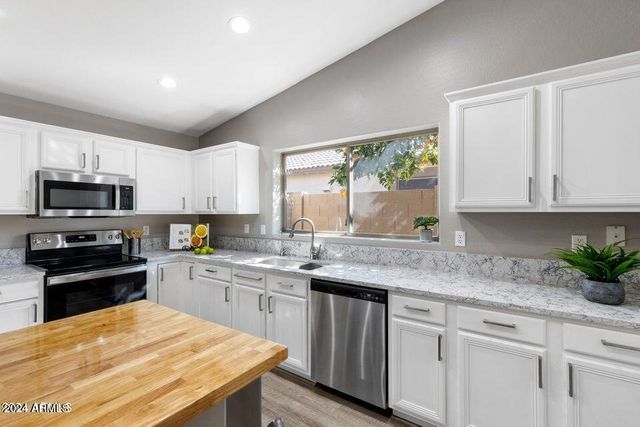 21303 E VIA DEL PALO --, Queen Creek, AZ 85142