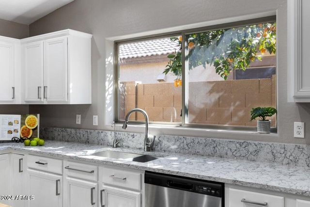 21303 E VIA DEL PALO --, Queen Creek, AZ 85142