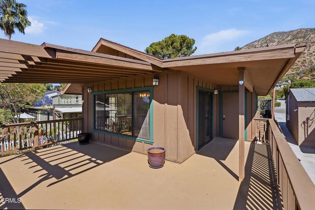 68 W Mira Monte Avenue, Sierra Madre, CA 91024