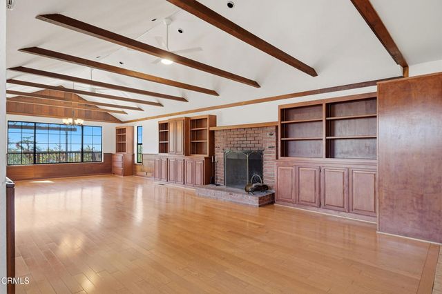 68 W Mira Monte Avenue, Sierra Madre, CA 91024