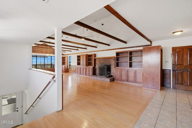 68 W Mira Monte Avenue, Sierra Madre, CA 91024
