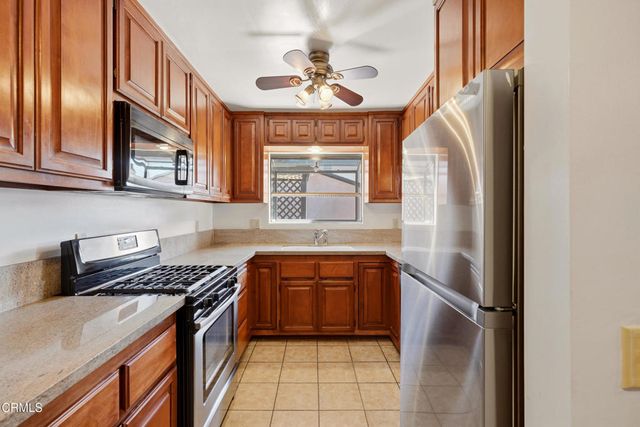 68 W Mira Monte Avenue, Sierra Madre, CA 91024