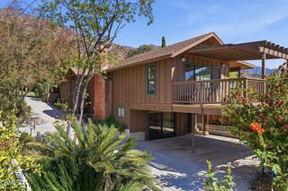 68 W Mira Monte Avenue, Sierra Madre, CA 91024