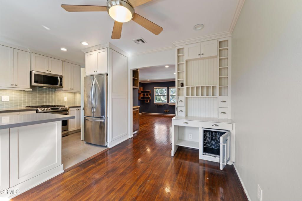 5886 Bowcroft Street 4, Los Angeles, CA 90016 — photo 3