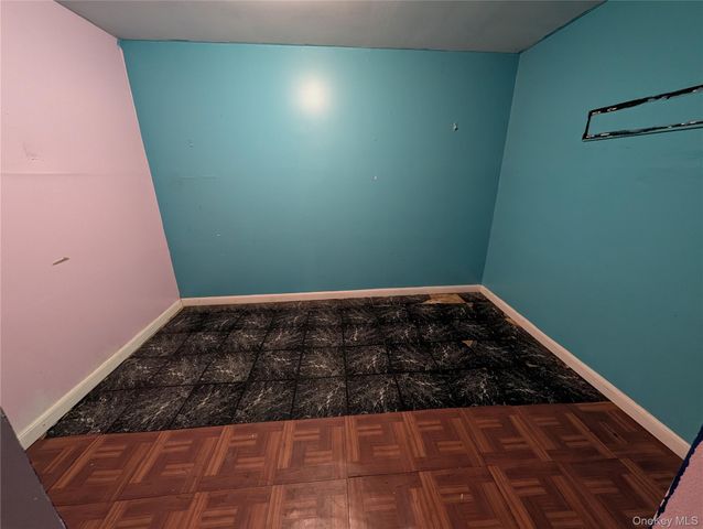 92-55 215th Place, Queens Village, NY 11428