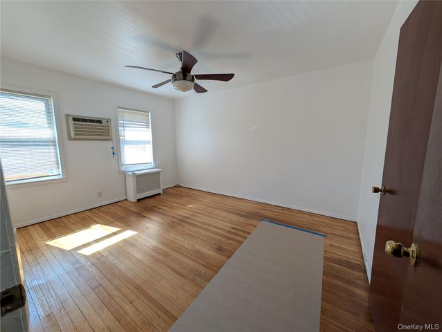 92-55 215th Place, Queens Village, NY 11428