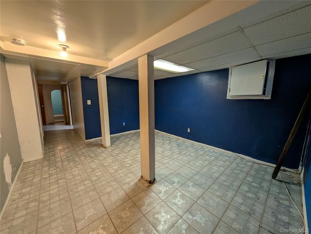 92-55 215th Place, Queens Village, NY 11428