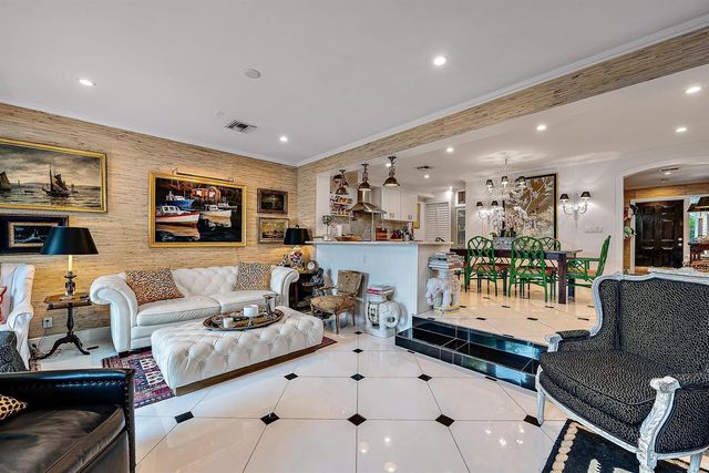 3543 S Ocean Boulevard 107, South Palm Beach, FL 33480