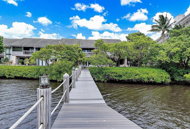 3543 S Ocean Boulevard 107, South Palm Beach, FL 33480