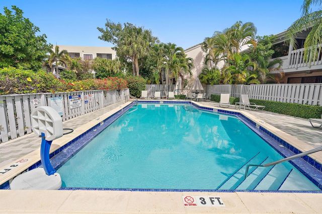 3543 S Ocean Boulevard 107, South Palm Beach, FL 33480