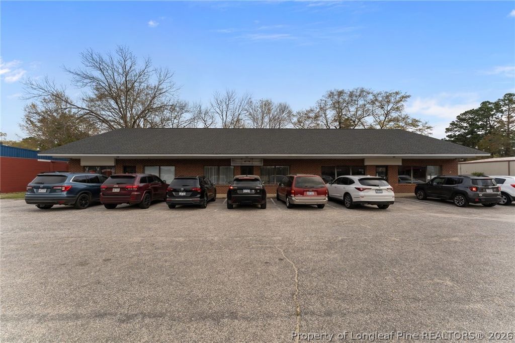 402-406 Harris Avenue, Raeford, NC 28376 — exterior