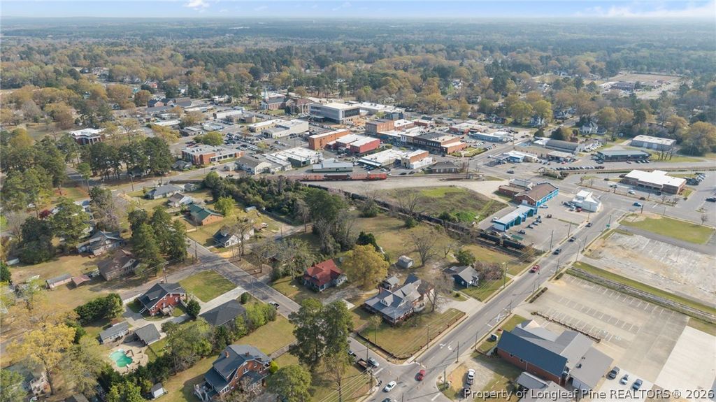 402-406 Harris Avenue, Raeford, NC 28376 — photo 17