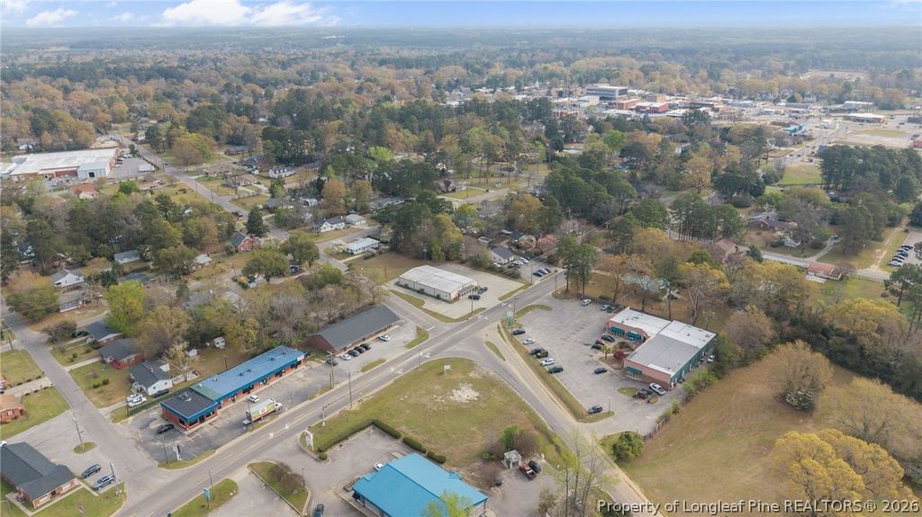 402-406 Harris Avenue, Raeford, NC 28376 — photo 8
