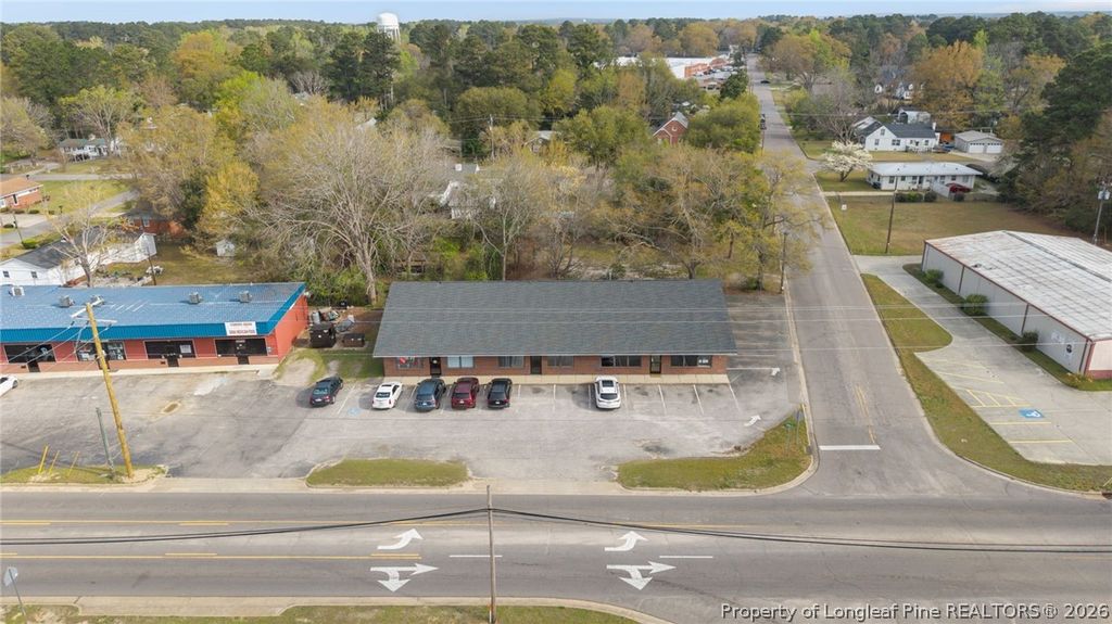 402-406 Harris Avenue, Raeford, NC 28376 — photo 9