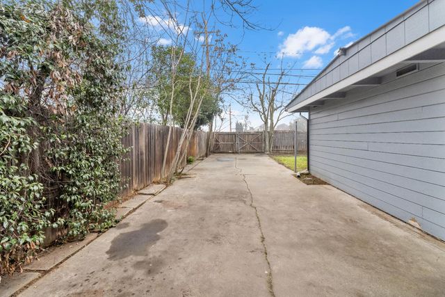 2500 Ethan Way, Sacramento, CA 95821