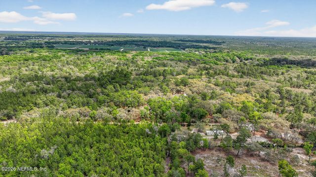 440 DUMBARTON Avenue, Crescent City, FL 32112