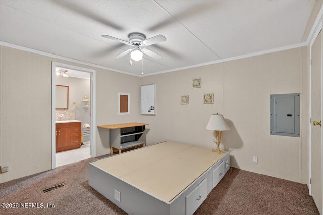 440 DUMBARTON Avenue, Crescent City, FL 32112