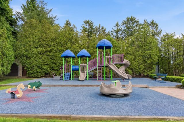 67 Villas Circle, Melville, NY 11747