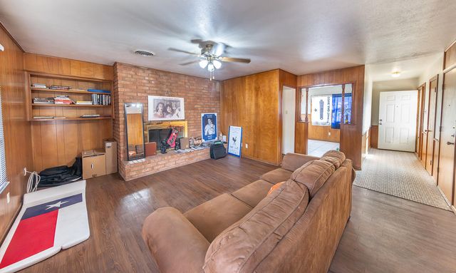 2410 33rd Street, Lubbock, TX 79411