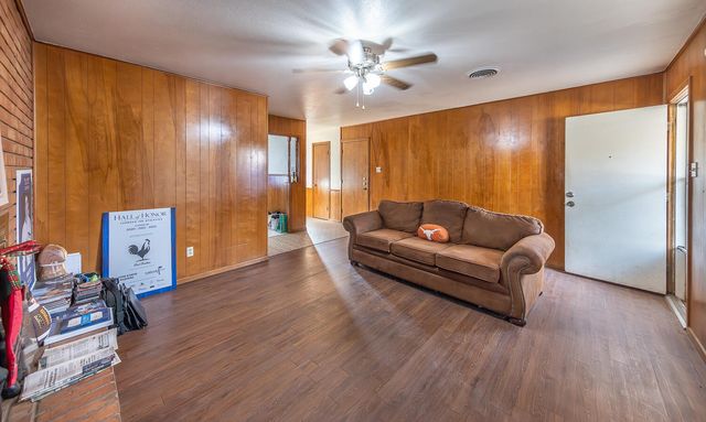 2410 33rd Street, Lubbock, TX 79411