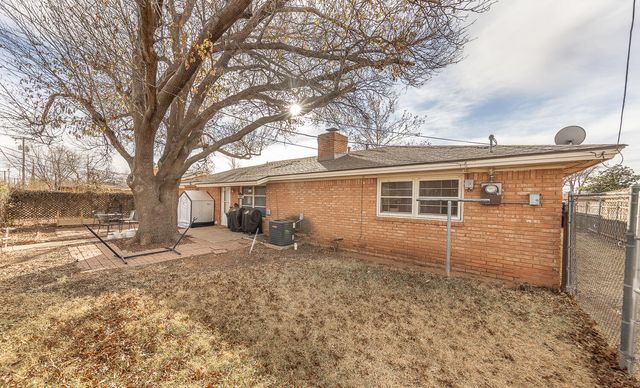2410 33rd Street, Lubbock, TX 79411