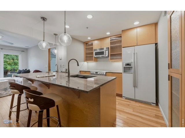 854 Walnut St D, Boulder, CO 80302