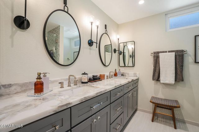 31556 Agoura Road 2, Westlake Village, CA 91361