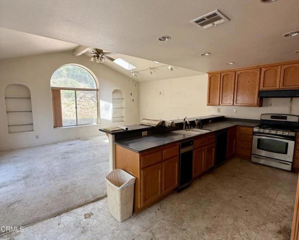 403 W 5th Street, San Dimas, CA 91773