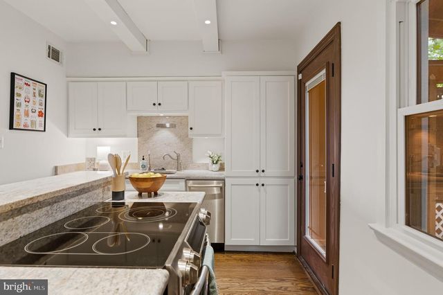 1360 L ST SE, Washington, DC 20003